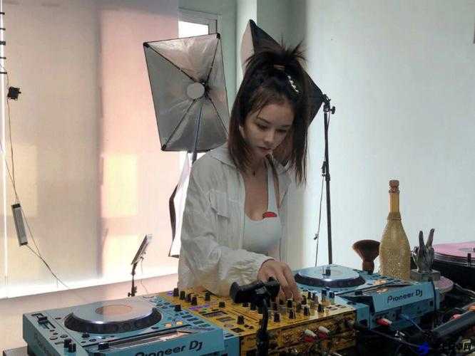 女生学 DJ 好不好：就业前景与挑战分析